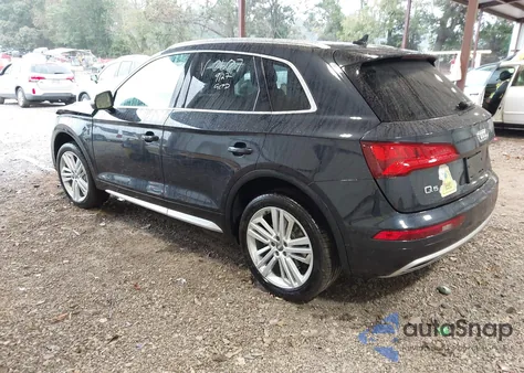 2018 Audi Q5 2.0T Premium/2.0T Tech Premium z USA, uszkodzony, nr VIN WA1BNAFY5J2210607